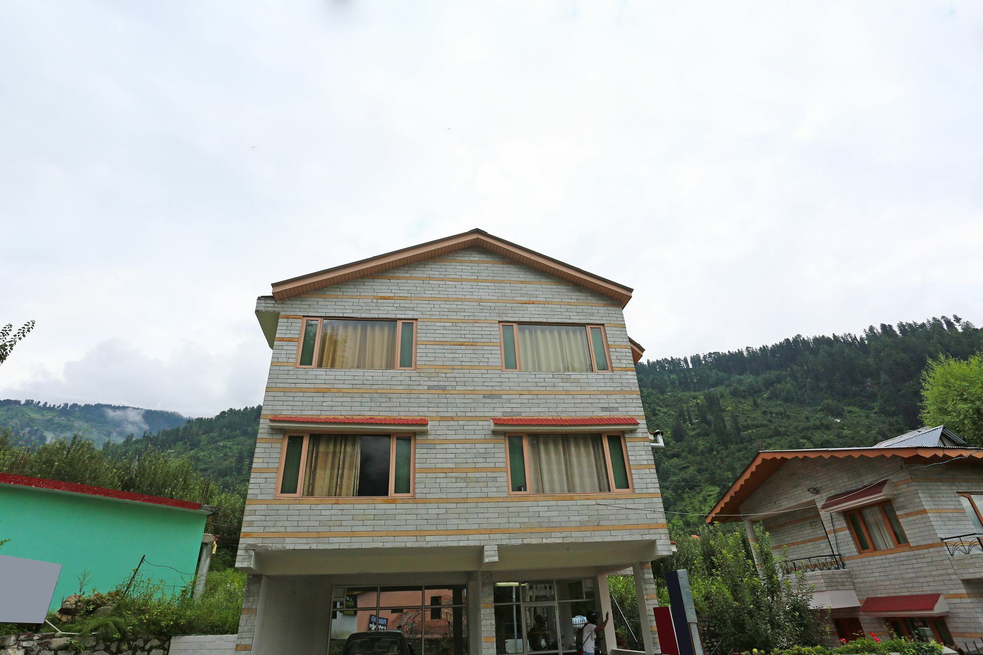 Oyo 7138 Acharya Cottage Manāli Extérieur photo